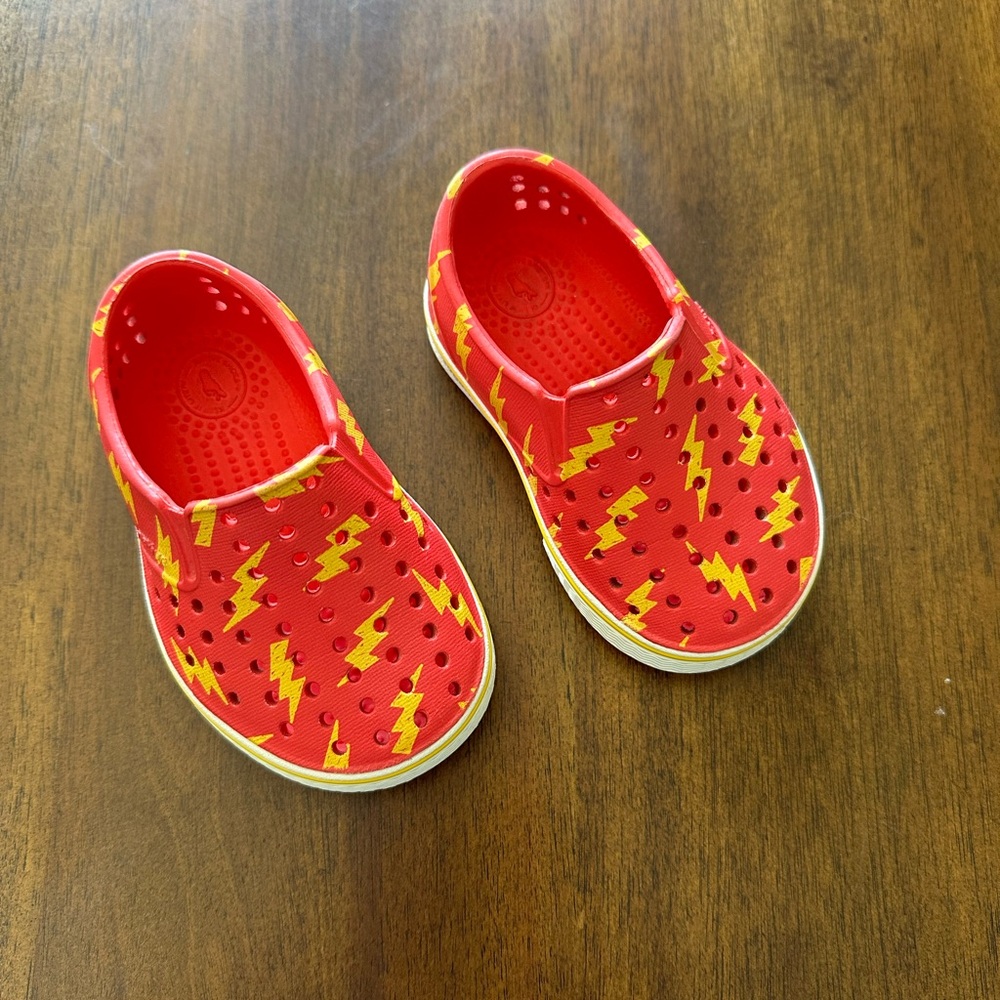 EUC Native Lightning Bolt Shoes